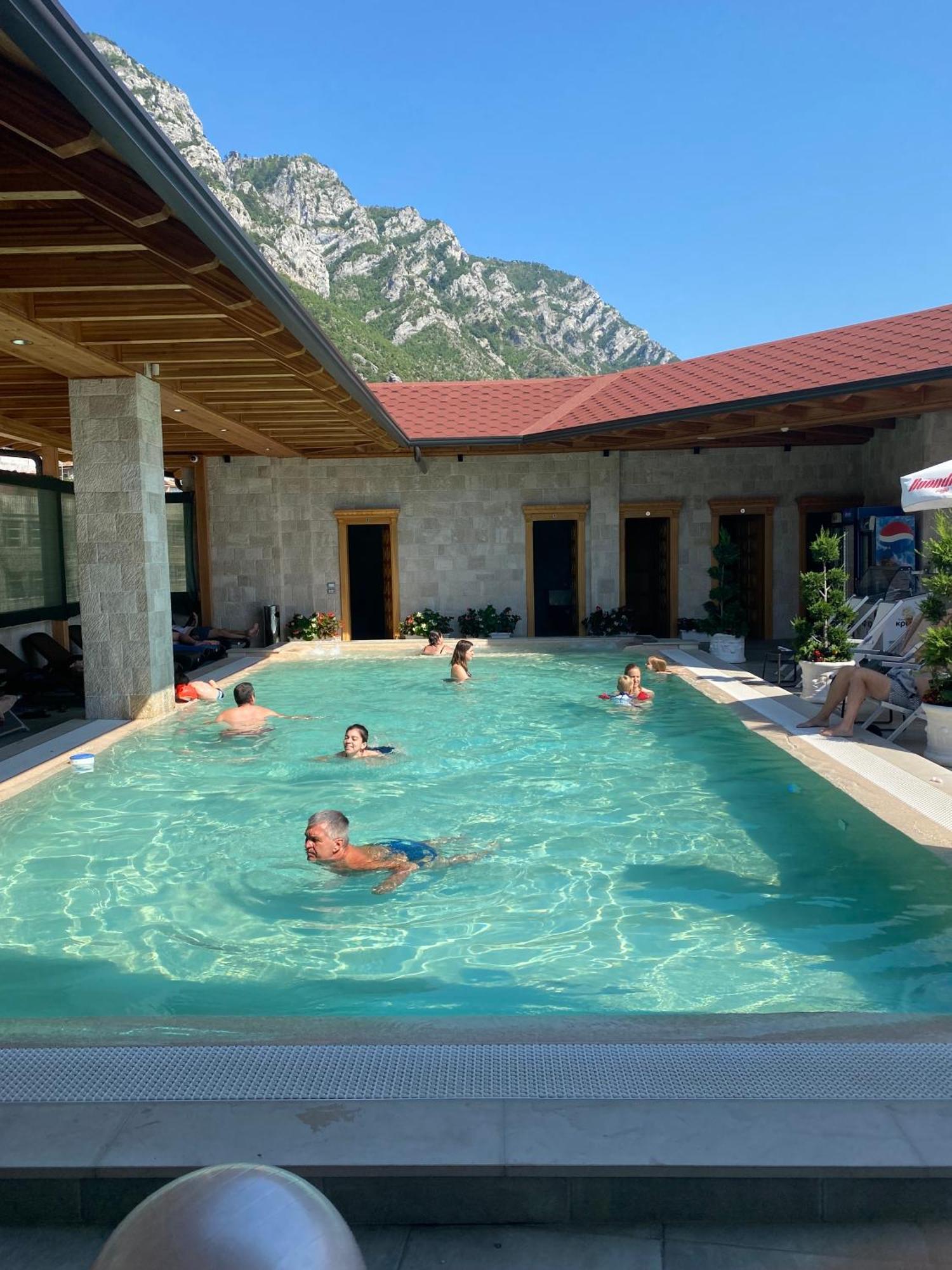 Panorama Rooms Hotel Near The Old Bazaar Krujë Exterior foto